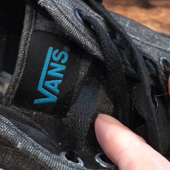 Vans Size 9 - Picture 3 of 8